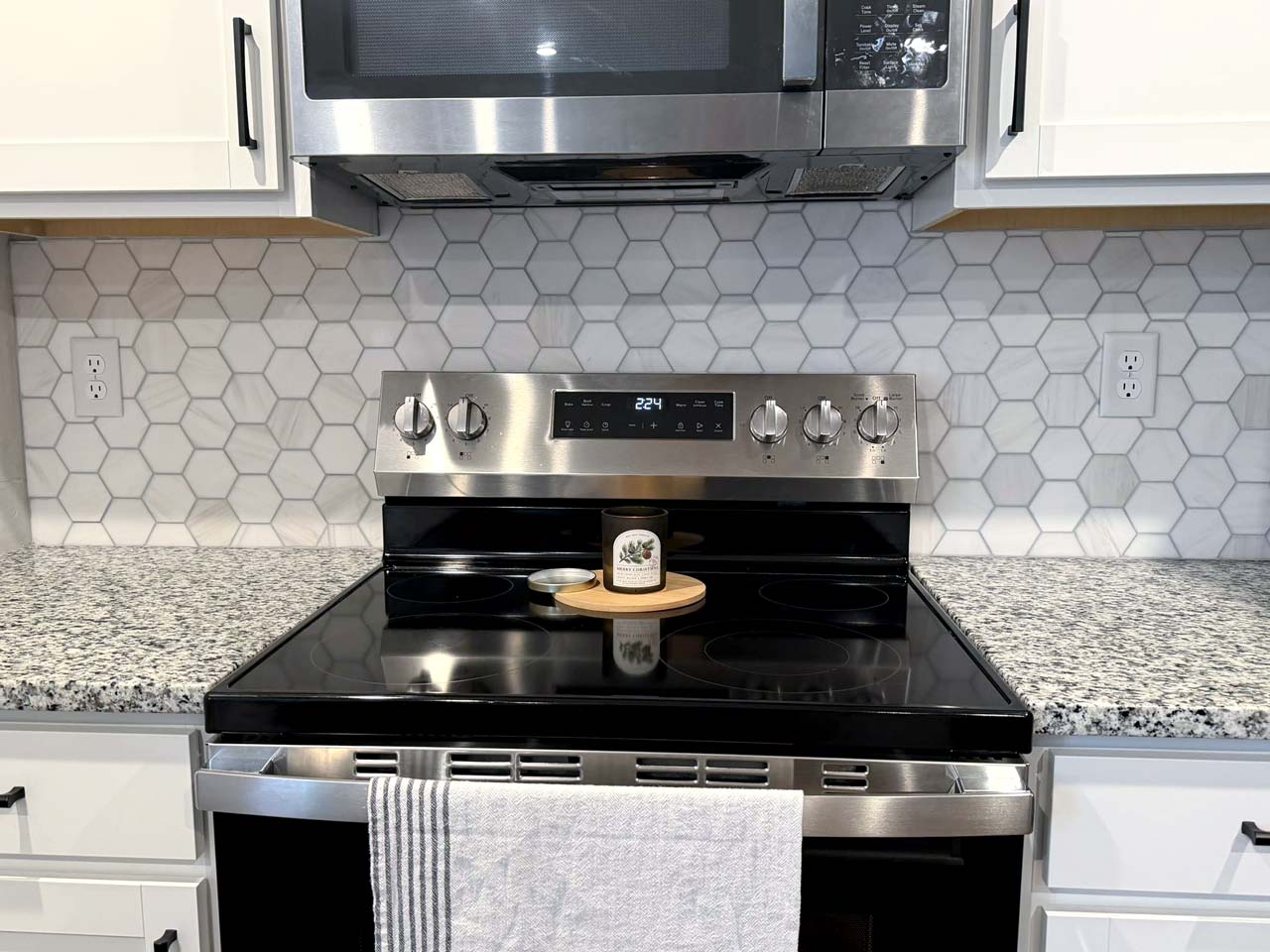 Picture of a custom backsplash in a remodeled kitchen in Clarksville, TN